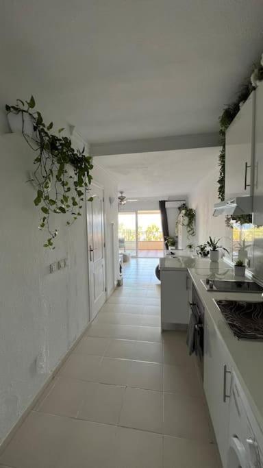 Apartamento Marina Del Sol 121 Фуeнхирола Екстериор снимка