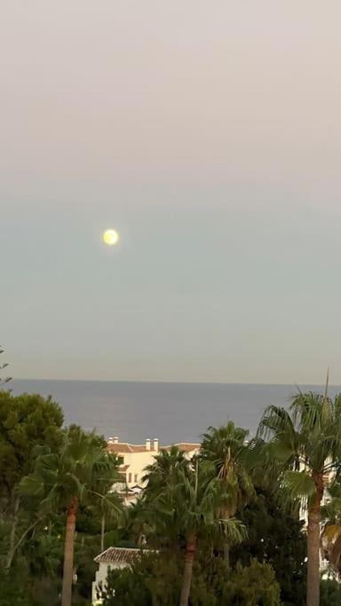 Apartamento Marina Del Sol 121 Фуeнхирола Екстериор снимка